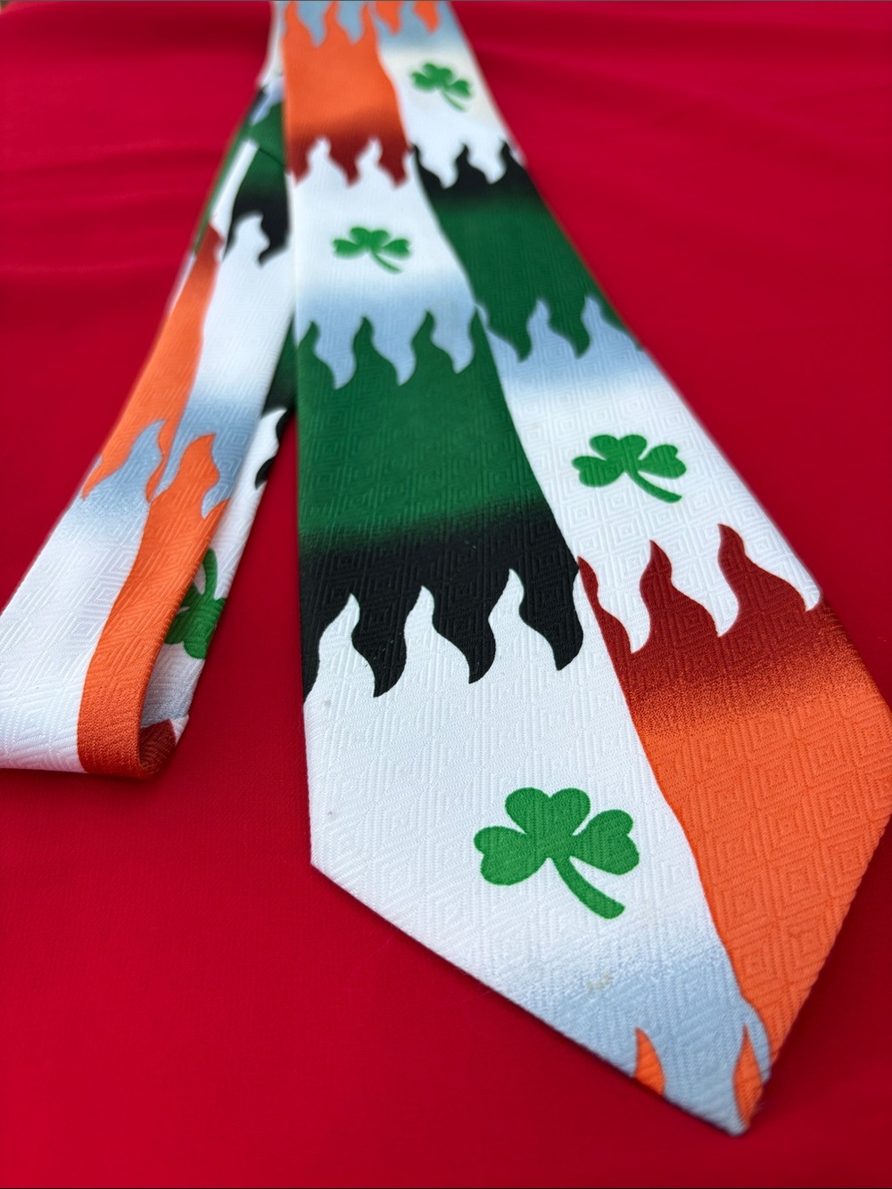 Deborah handmade vintage Ireland tie!